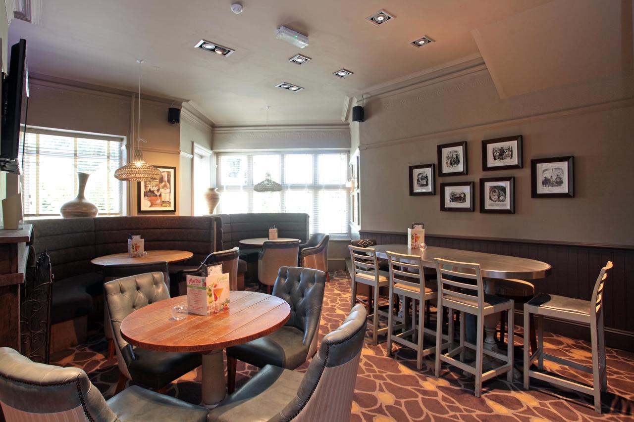 Bear Inn, Somerset By Marston'S Inns Street Exterior foto